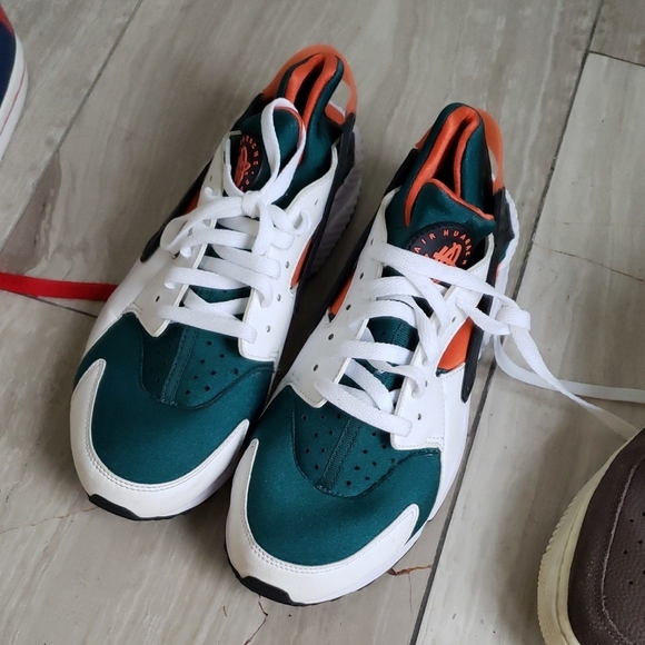 Nike Other - Nike Air Huarache Rainforest 2018